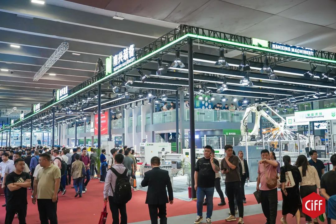 ​2026第57届中国家博会(广州)家具智造设备展将于3月28日至31日在广州琶洲广交会展馆盛大举办。